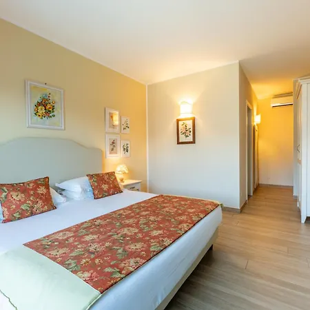Foresteria Margherita 4*